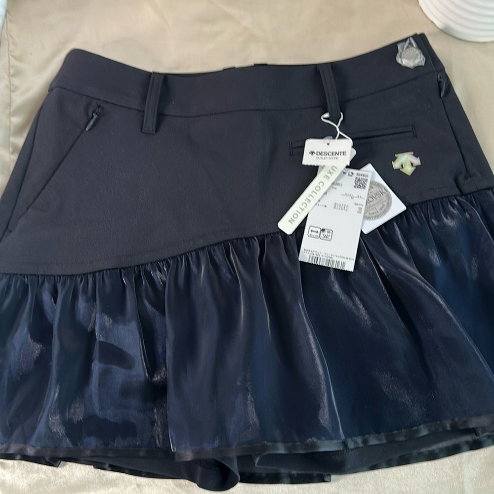 Descente Golf Skort